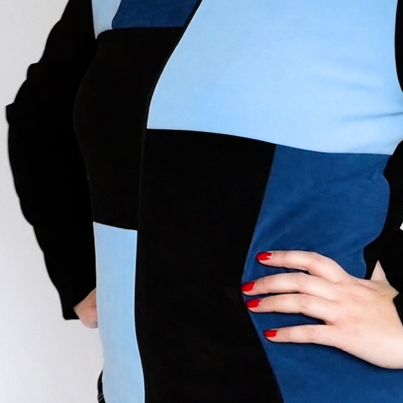 Blue Geometric Zipper Sweater - Picture 4 of 7